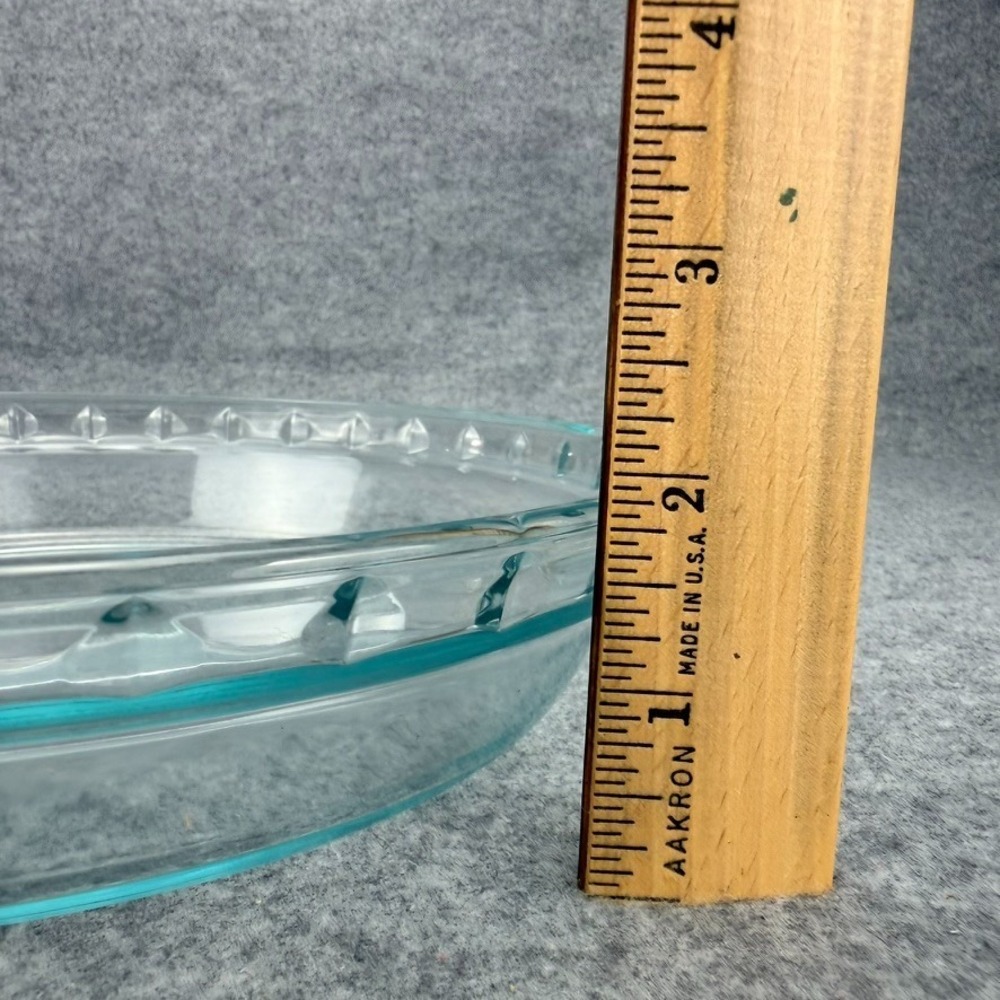 Vintage Pyrex 229 10in Glass Pie Plate Baking Dish Clear USA Fluted Edge - Picture 3 of 6